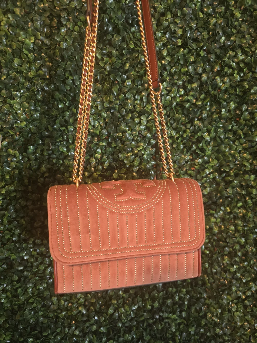 Tory Burch Fleming Suede Bag In Rust